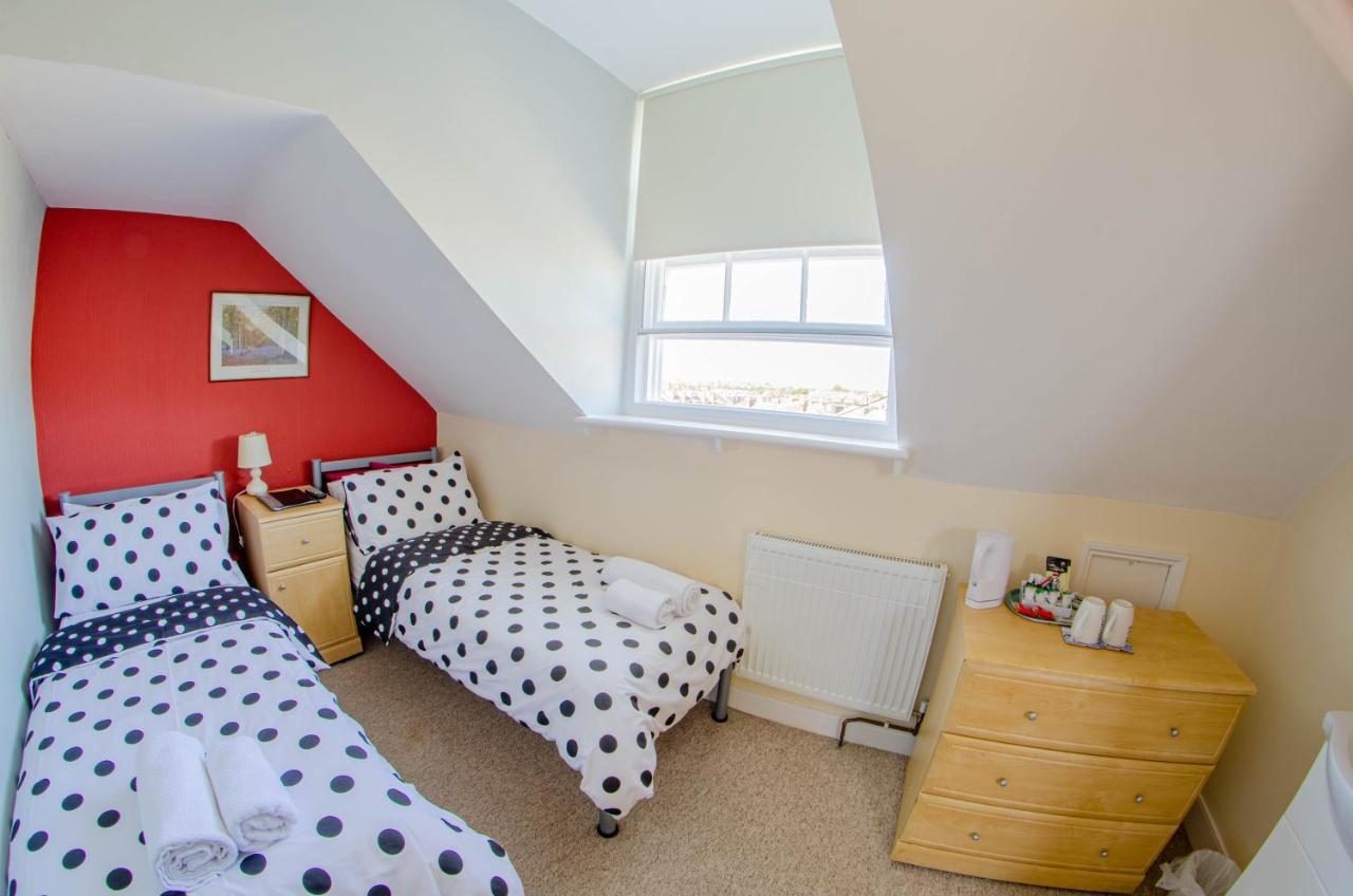 Olivers Guest House Weymouth Exterior foto